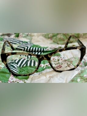 Nine West Tortoiseshell NW5000 Cat-Eye Glasses Classic Small/Petite